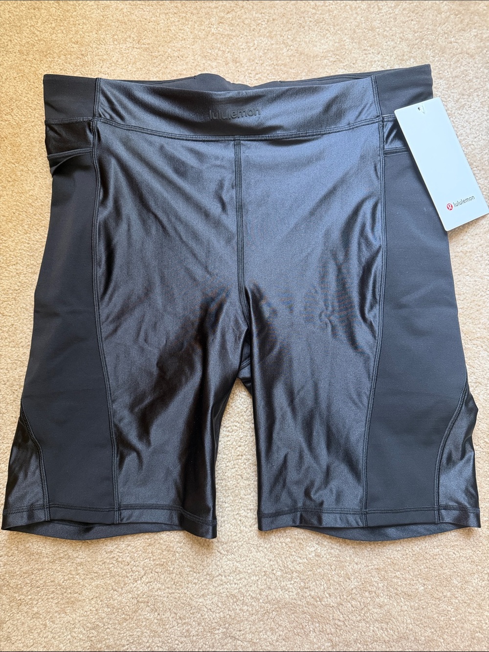 Satin Shine 8in lululemon athletica Black Women's Mid-Rise Bike Shorts